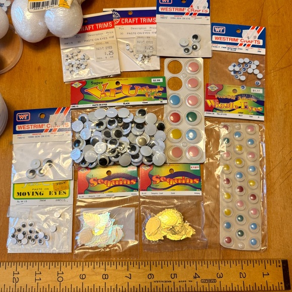 Craft Lot Googly Eyes, Brads, Brads, Styrofoam Supplies - Picture 12 of 14